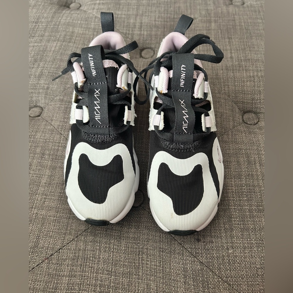 Size 11.5 child Nike Airmax infinity